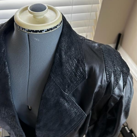 VTG 80's Black Leather jacket - Picture 9 of 11